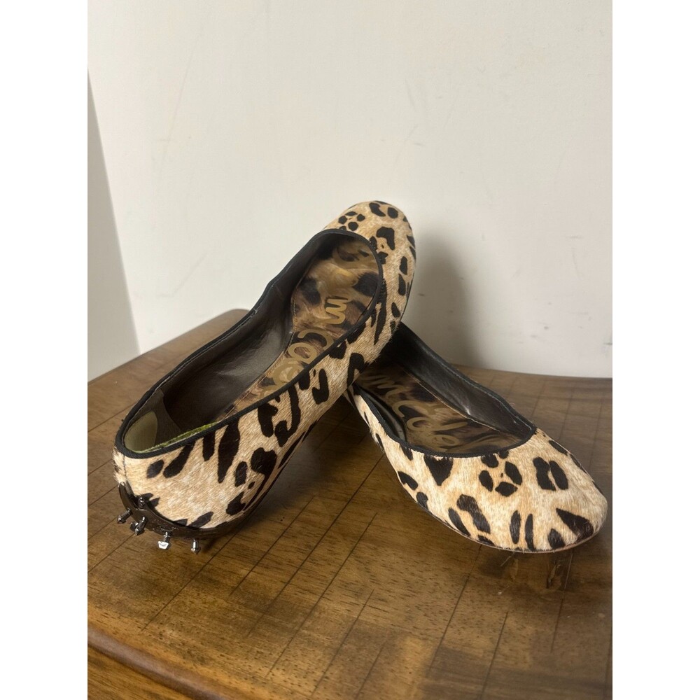 Sam Edelman Women’s 8.5 Leopard Calf Hair Ballet Flats Studded Animal Print - Picture 2 of 11